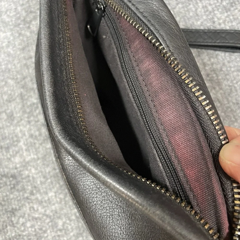 Liebeskind Berlin Leather Wristlet Clutch Wallet Women's Black Phone Carrier